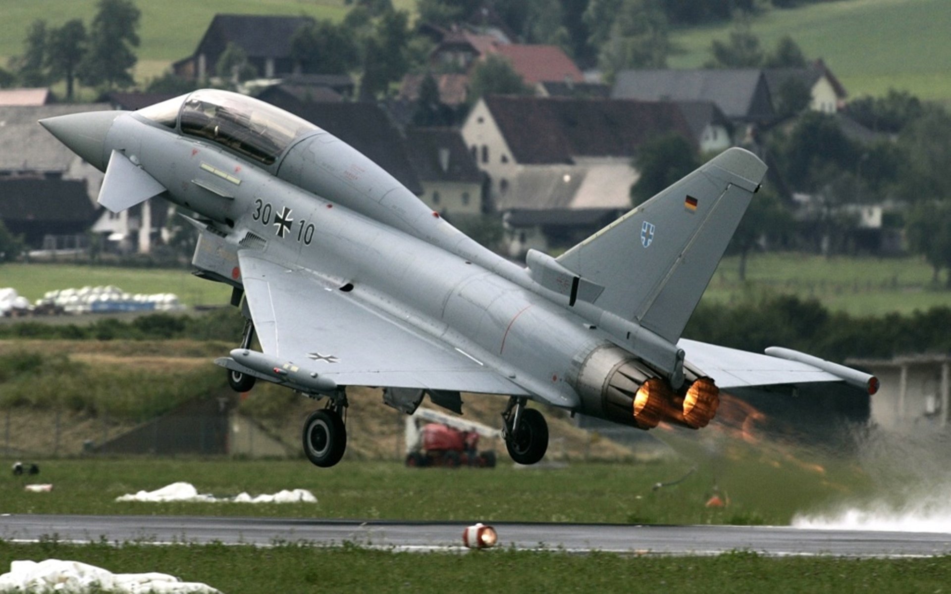 开云体育俱乐部官网-《新款电竞装备登场：为职业选手量身定制》，电竞套件