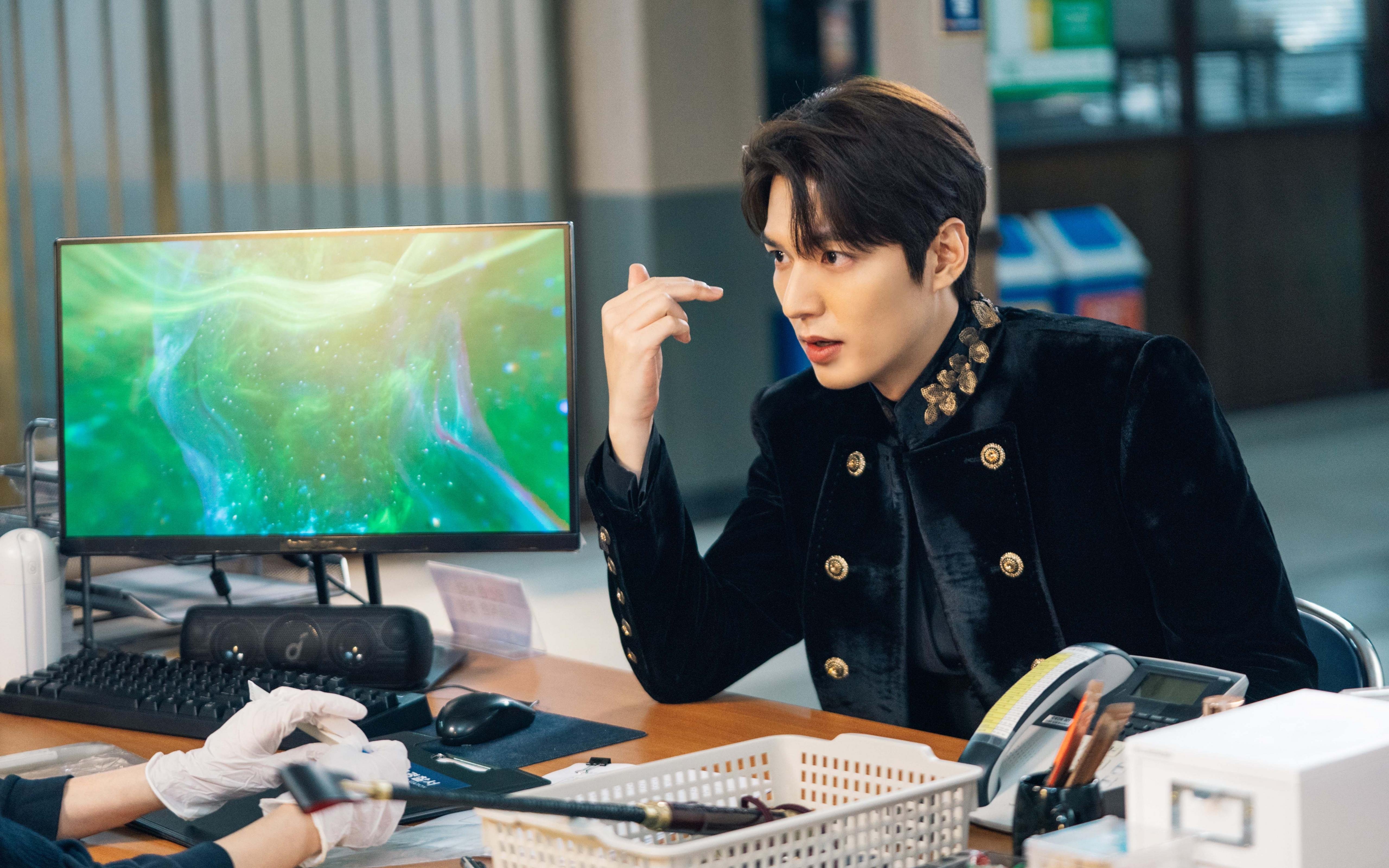 开云体育网页版-中国足球裁判国际化培训体系逐步建立，提高判罚水平，中国足协国际级裁判